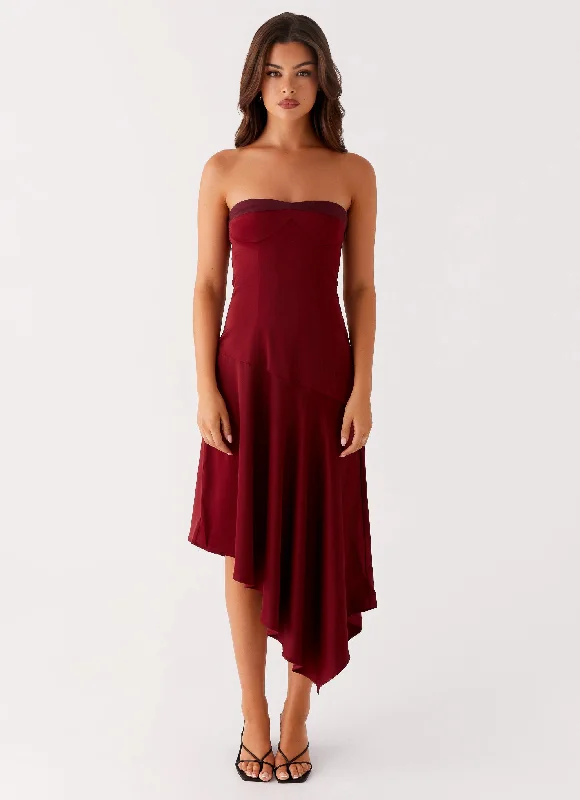 Midi dresses with ruched bodices for a feminine and fitted feel Matisse Midi Dress - Red