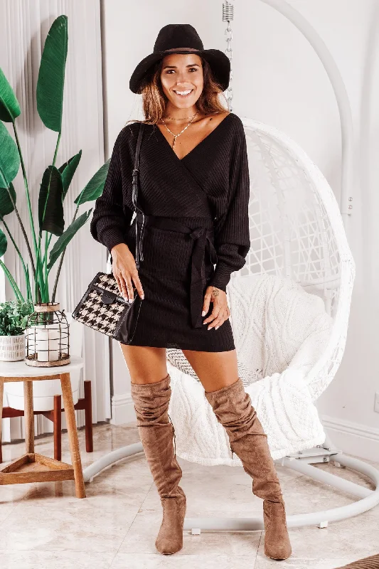 Everyday Dress with Breathable Linen - cotton Blend for Summer Black Ribbed Short Dress with Long Sleeves Everyday Dress with Breathable Linen - cotton Blend for Summer Black Ribbed Short Dress with Long Sleeves
