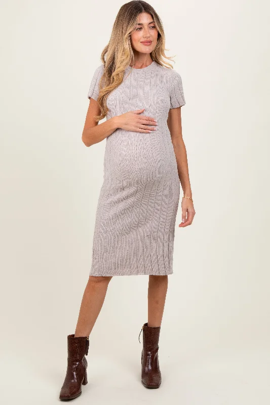 Maternity dress for a baby's first visit to the science center Beige Chenille Knit Short Sleeve Maternity Sweater Dress Maternity dress for a baby's first visit to the science center Beige Chenille Knit Short Sleeve Maternity Sweater Dress