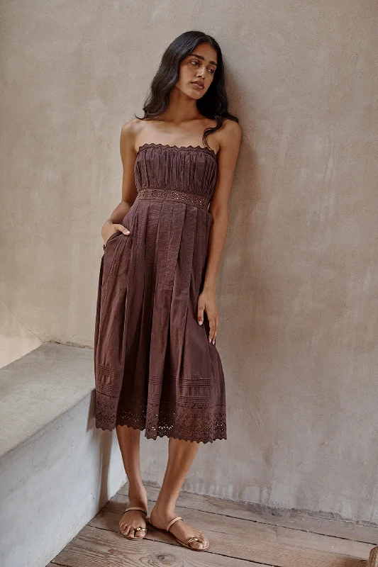 Midi dresses with fringe details for a fun and energetic style PERSIS DRESS