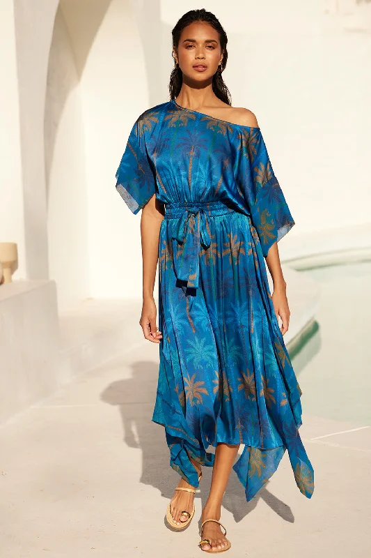 Midi dresses with embroidered accents for a unique and detailed design MARTINA DRESS Midi dresses with embroidered accents for a unique and detailed design MARTINA DRESS