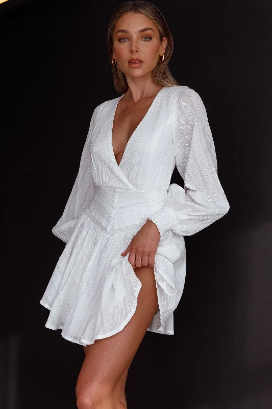 Floral print mini dresses for summer parties Sweet Escape Lantern Sleeve Pintuck Dress White Floral print mini dresses for summer parties Sweet Escape Lantern Sleeve Pintuck Dress White