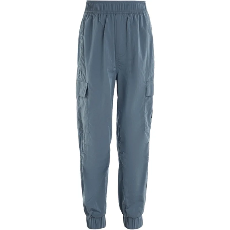 Bell - Bottom Style Women's Denim Pants with Embroidered DetailsCalvin Klein Structured Nylon Trackpants Goblin Blue Bell - Bottom Style Women's Denim Pants with Embroidered DetailsCalvin Klein Structured Nylon Trackpants Goblin Blue