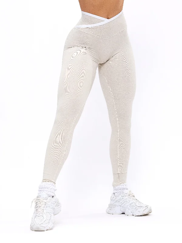 Women's Faux Leather Tight Trousers with Studded Details in Brown for an Edgy StyleDream Heather Contrast Legging - Bone and Ivory Women's Faux Leather Tight Trousers with Studded Details in Brown for an Edgy StyleDream Heather Contrast Legging - Bone and Ivory