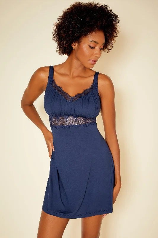role play women lingerie for themed experiencesCurvy Chemise