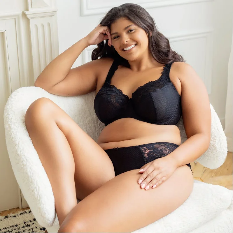 vintage style women bra and panty sets for a retro charmFit Fully Yours Serena Black Lace Bra B2761 vintage style women bra and panty sets for a retro charmFit Fully Yours Serena Black Lace Bra B2761