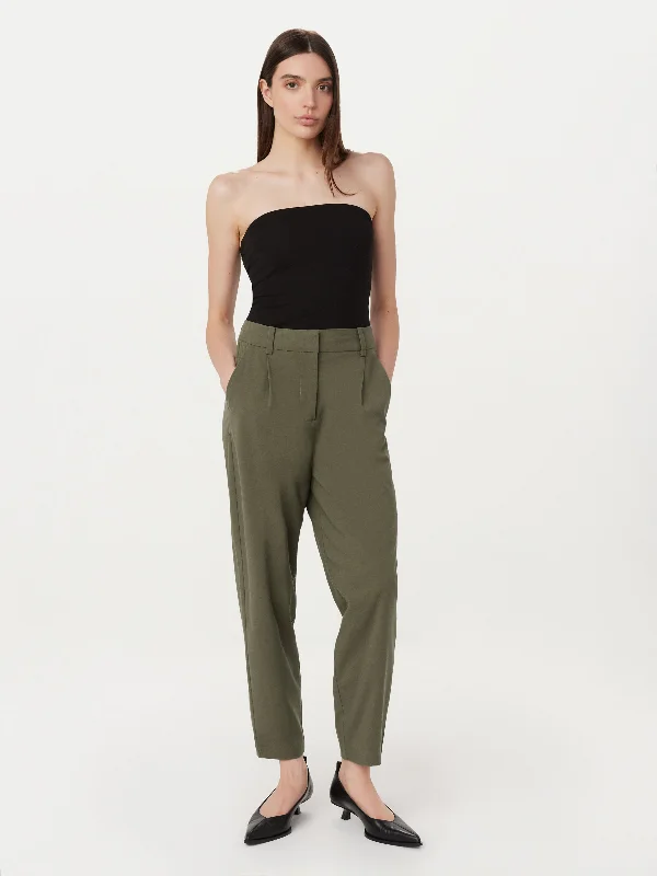 Capri Length Women's Printed Yoga Pants for Workout SessionsThe Amelia Balloon Pant in Green