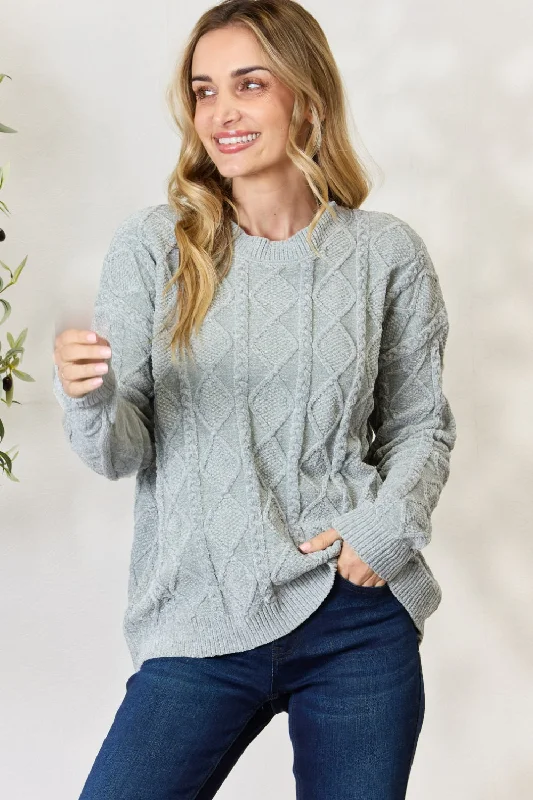 Mock - Neck Women's Knit Blouses in a Modern StyleCable Knit Round Neck Sweater