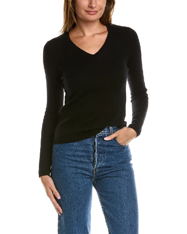 Women's Cropped Knit Tops with Ruffled Sleeves for a Feminine LookInCashmere V-Neck Cashmere Sweater Women's Cropped Knit Tops with Ruffled Sleeves for a Feminine LookInCashmere V-Neck Cashmere Sweater