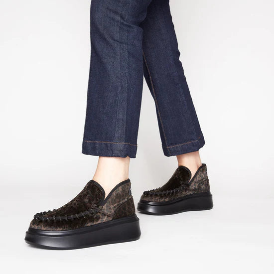 Cropped Women's Angora Blend Sweaters for a Trendy LookTosca Blu Bergen Shoes