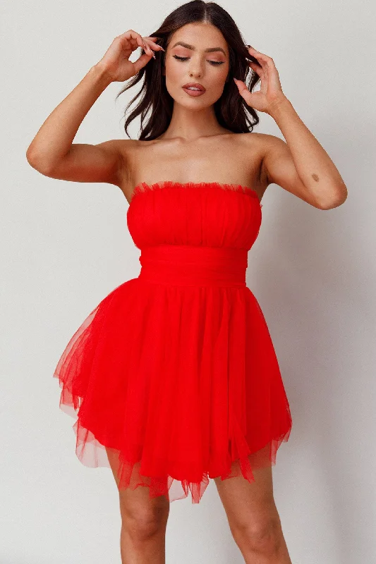 Empire Waist Women Dress to Accentuate the Bust and Conceal the WaistFayette Strapless Mesh Mini Dress Red Empire Waist Women Dress to Accentuate the Bust and Conceal the WaistFayette Strapless Mesh Mini Dress Red