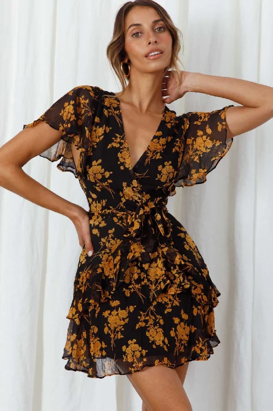 Long - Sleeve Women Dress in Velvet for a Luxurious Winter LookKerry Layered Angel Sleeve Dress Black/Orange Flower Long - Sleeve Women Dress in Velvet for a Luxurious Winter LookKerry Layered Angel Sleeve Dress Black/Orange Flower