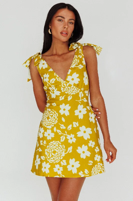 Little Black Women Dress with Sequins for a Glamorous Night OutMykonos Morning Tied Shoulder Mini Dress Floral Tan Little Black Women Dress with Sequins for a Glamorous Night OutMykonos Morning Tied Shoulder Mini Dress Floral Tan