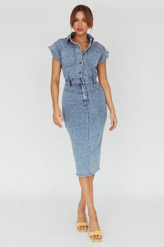 Plus Size Women Dress with a Flattering A - Line Cut for Comfort and StyleNew Day Short Sleeve Button-Up Midi Dress Denim Plus Size Women Dress with a Flattering A - Line Cut for Comfort and StyleNew Day Short Sleeve Button-Up Midi Dress Denim