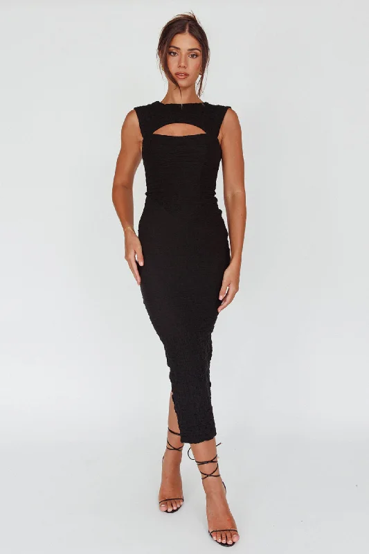 Wrap - Style Women Dress with Adjustable Fit for All Body TypesOsaka Lace-Up Back Midi Dress Black