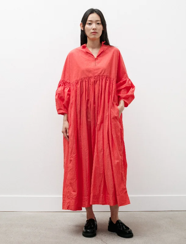 Shift Women Dress with a Simple and Classic Design for Everyday Wear Shift Women Dress with a Simple and Classic Design for Everyday Wear Camelia Dress Coral Shift Women Dress with a Simple and Classic Design for Everyday Wear Shift Women Dress with a Simple and Classic Design for Everyday Wear Camelia Dress Coral