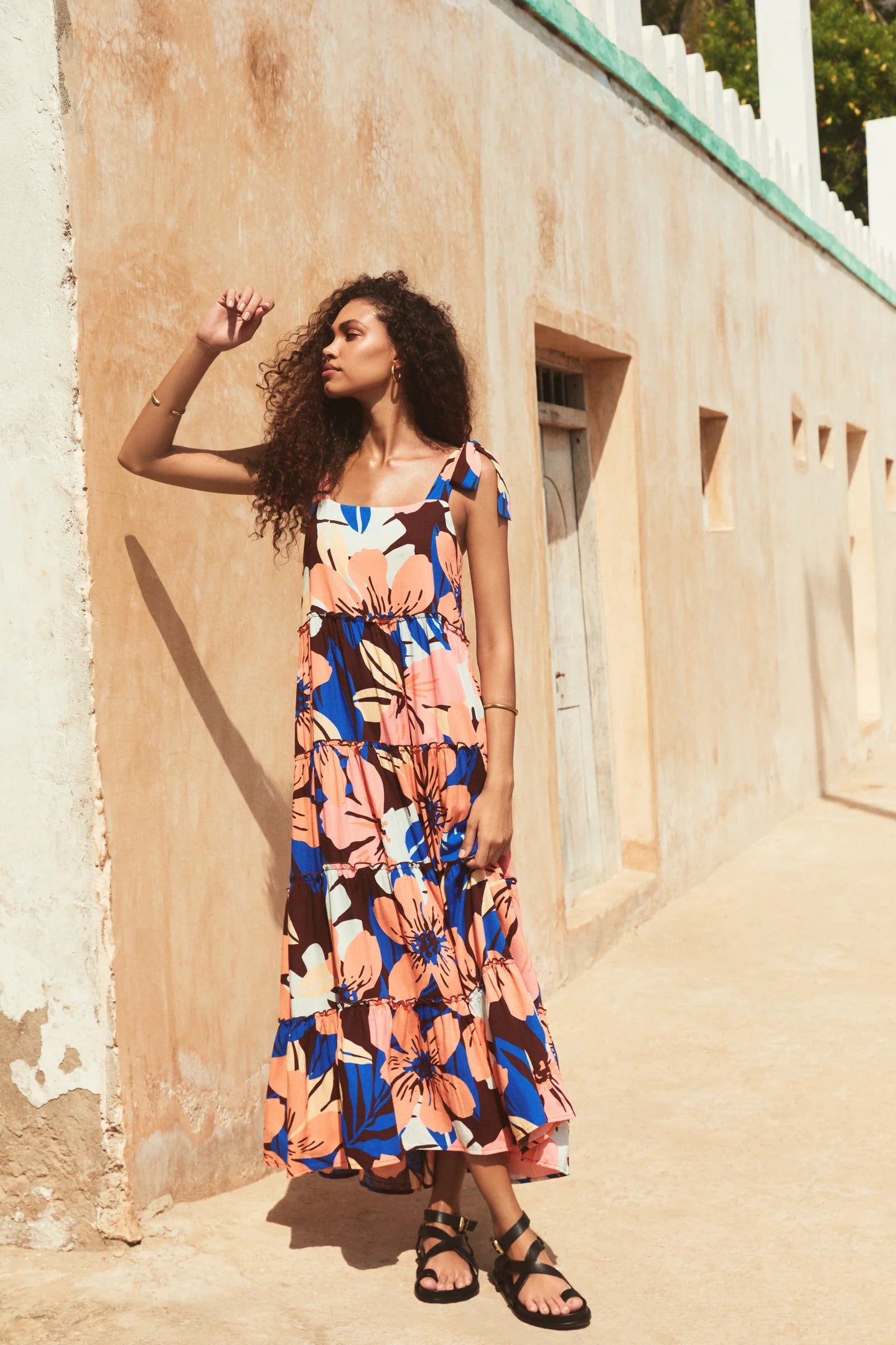 Mermaid - Style Women Dress with a Fitted Silhouette for Special Occasions Mermaid - Style Women Dress with a Fitted Silhouette for Special Occasions MISTER ZIMI (BN) "Nellie" Hawaiian floral maxi dress! 14 Mermaid - Style Women Dress with a Fitted Silhouette for Special Occasions Mermaid - Style Women Dress with a Fitted Silhouette for Special Occasions MISTER ZIMI (BN) "Nellie" Hawaiian floral maxi dress! 14