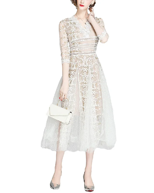 Halter Neck Women Dress to Show Off the Shoulders and Neckline Halter Neck Women Dress to Show Off the Shoulders and Neckline Tina Dress Halter Neck Women Dress to Show Off the Shoulders and Neckline Halter Neck Women Dress to Show Off the Shoulders and Neckline Tina Dress