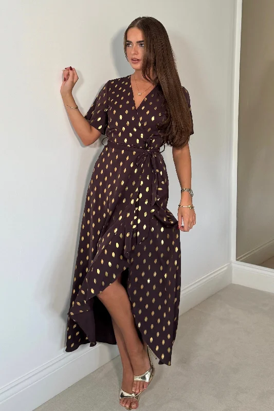 Midi dresses with asymmetric hems for a fashion - forward and dynamic appearanceFarren Split Hem Frill Detail Maxi Dress Brown Foil Midi dresses with asymmetric hems for a fashion - forward and dynamic appearanceFarren Split Hem Frill Detail Maxi Dress Brown Foil