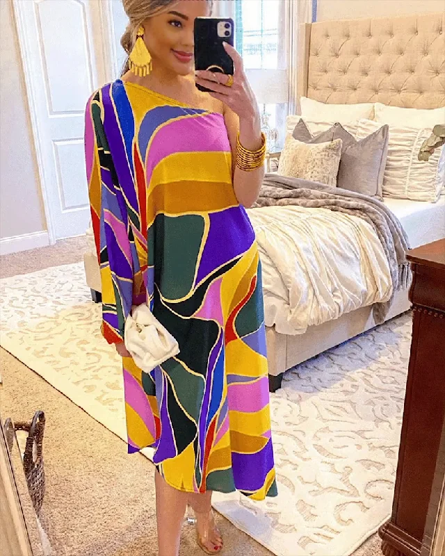 Midi dresses with V - necklines for a flattering and elongating effectVacay Me
