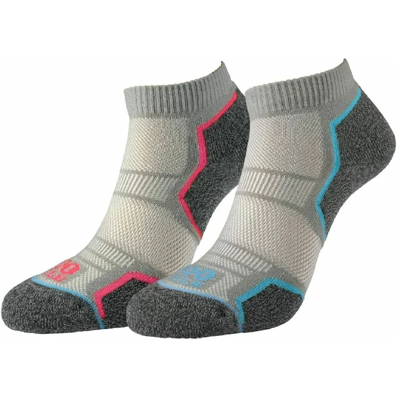 Women's wool - rich socks for winter warmth1000 Mile Repreve Single Layer Twin Pack Womens Running Socks - Grey Women's wool - rich socks for winter warmth1000 Mile Repreve Single Layer Twin Pack Womens Running Socks - Grey