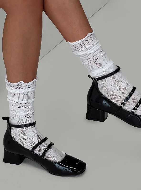 stirrup women tights for a unique styleArneway White Frill Sock White
