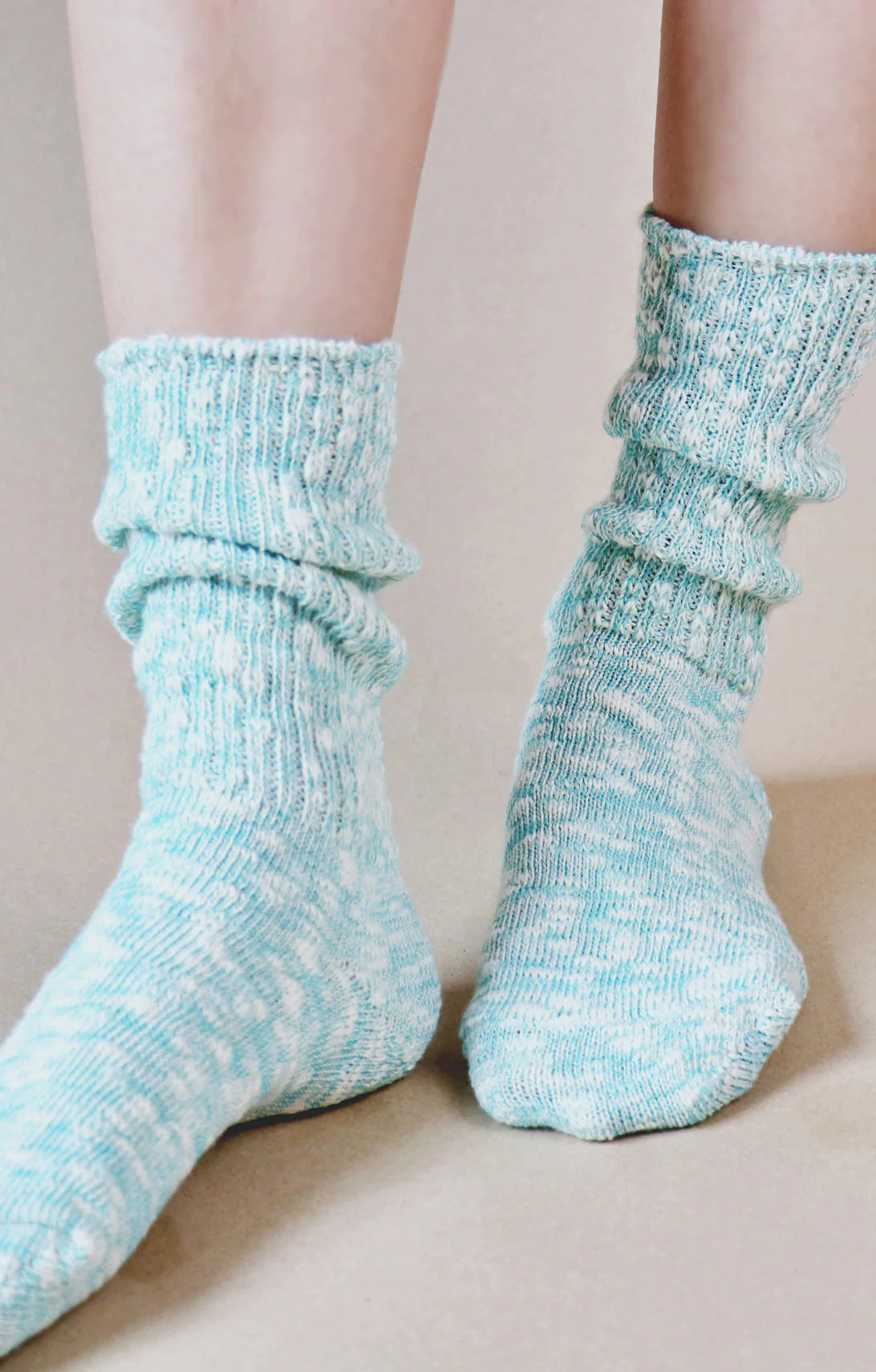 Women's ankle socks with a frilly edgeOrganic Cotton Slub Crew Socks