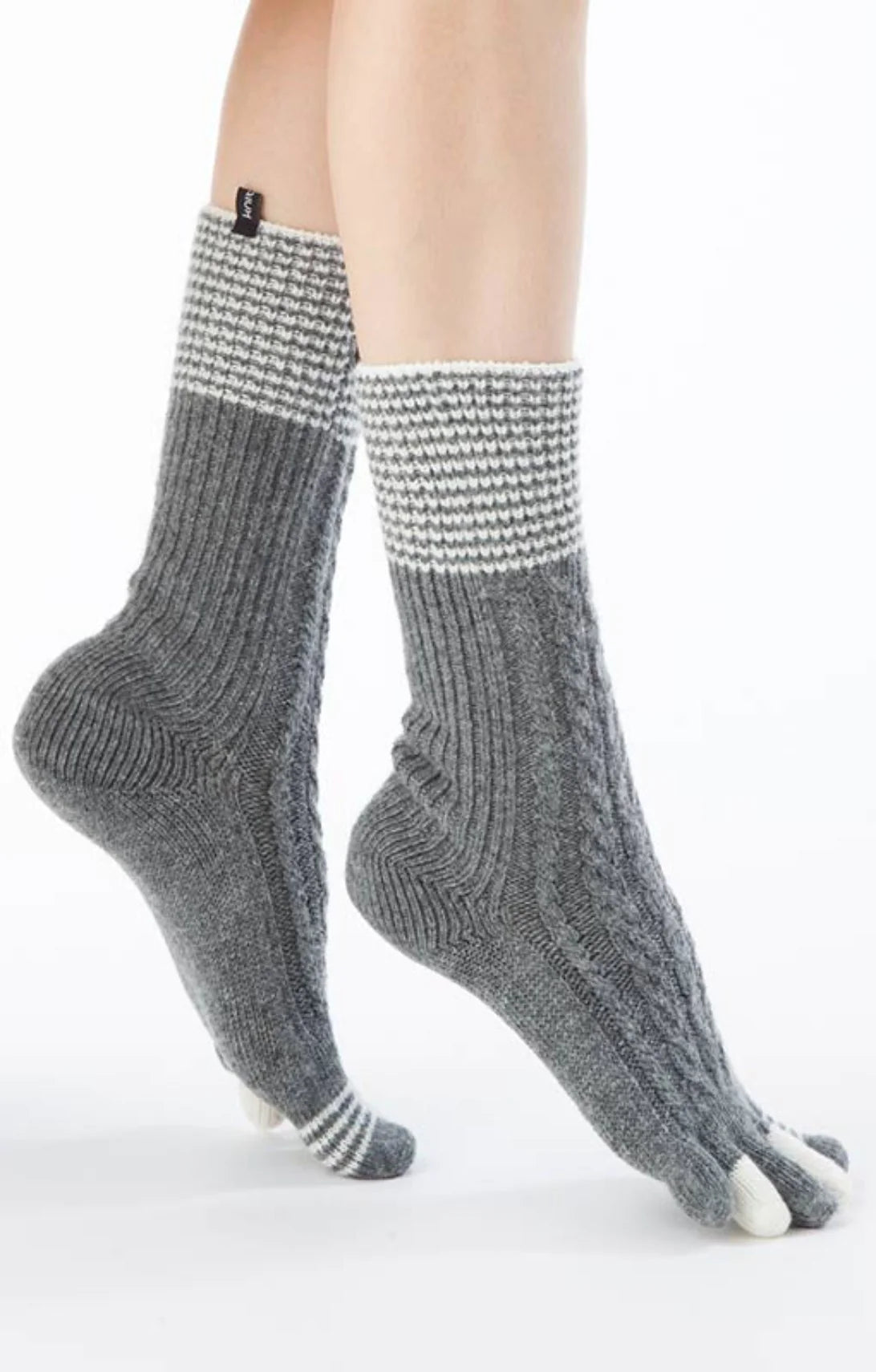 Women's ribbed knee - high socks for a classic lookWool Blend Cable Striped Midcalf Toe Socks Women's ribbed knee - high socks for a classic lookWool Blend Cable Striped Midcalf Toe Socks