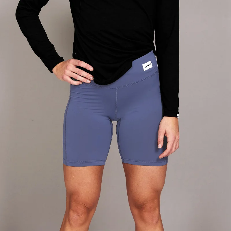 women tights for a New Year's Eve celebrationMotion+ Short Tights 9''
