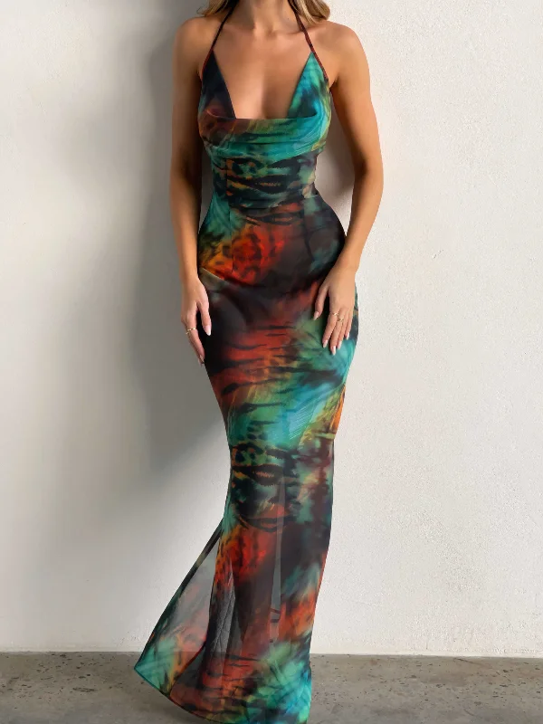 Maxi dresses with a ruched bodice for a more form - fitting and feminine shapeABELLA MAXI DRESS MOODY LEOPARD Maxi dresses with a ruched bodice for a more form - fitting and feminine shapeABELLA MAXI DRESS MOODY LEOPARD
