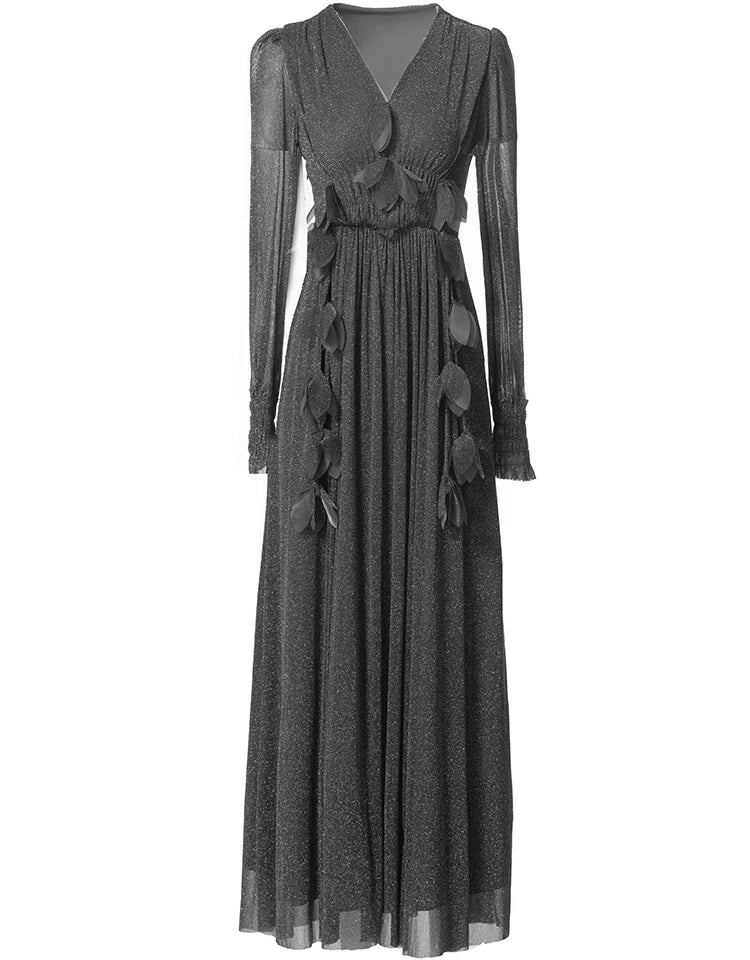 Maxi dresses with a keyhole back for a sexy detailDRESS STYLE  - SY1561