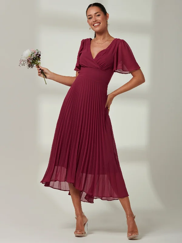 Maxi dresses with a gathered skirt for a voluminous and dramatic effectElene Pleated High Low Chiffon Maxi Dress, Raspberry Maxi dresses with a gathered skirt for a voluminous and dramatic effectElene Pleated High Low Chiffon Maxi Dress, Raspberry