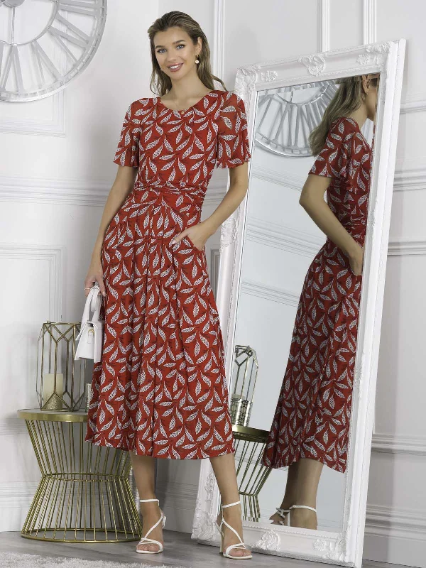 Maxi dresses with thin spaghetti straps for a delicate and feminine feelJolie Moi Giana Mesh Maxi Dress, Red Leafy Maxi dresses with thin spaghetti straps for a delicate and feminine feelJolie Moi Giana Mesh Maxi Dress, Red Leafy