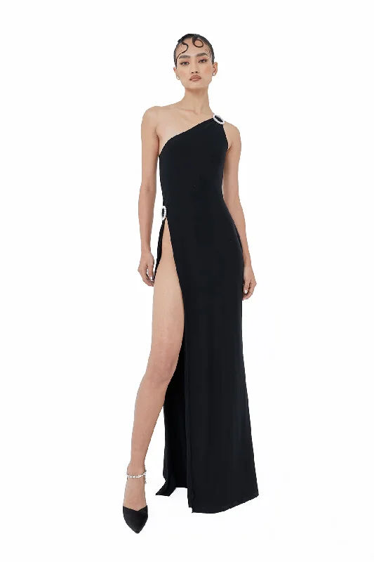 Maxi dresses with a belted empire waist for a more defined and flattering silhouetteKenzie Dress Maxi dresses with a belted empire waist for a more defined and flattering silhouetteKenzie Dress