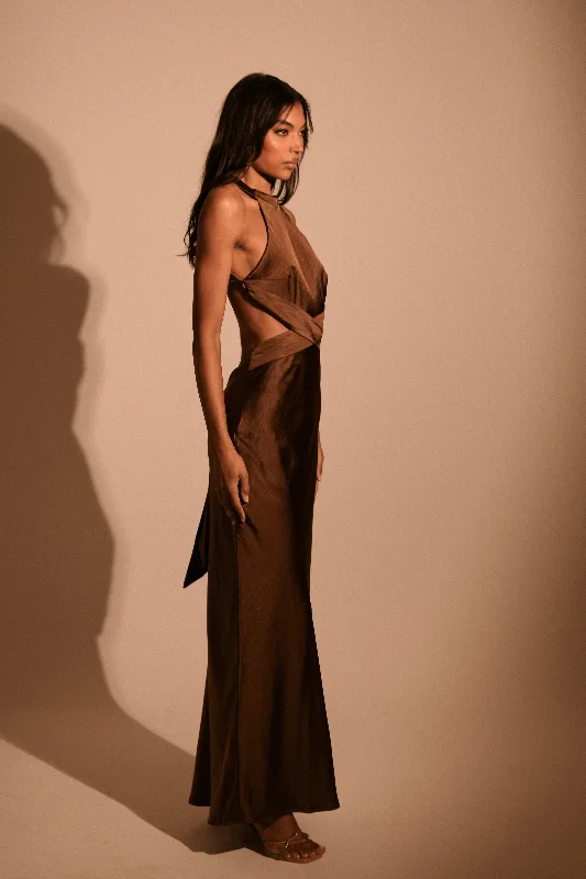 Maxi dresses with side slits for a touch of allureNalani Satin Halter Maxi Dress - Chocolate Maxi dresses with side slits for a touch of allureNalani Satin Halter Maxi Dress - Chocolate