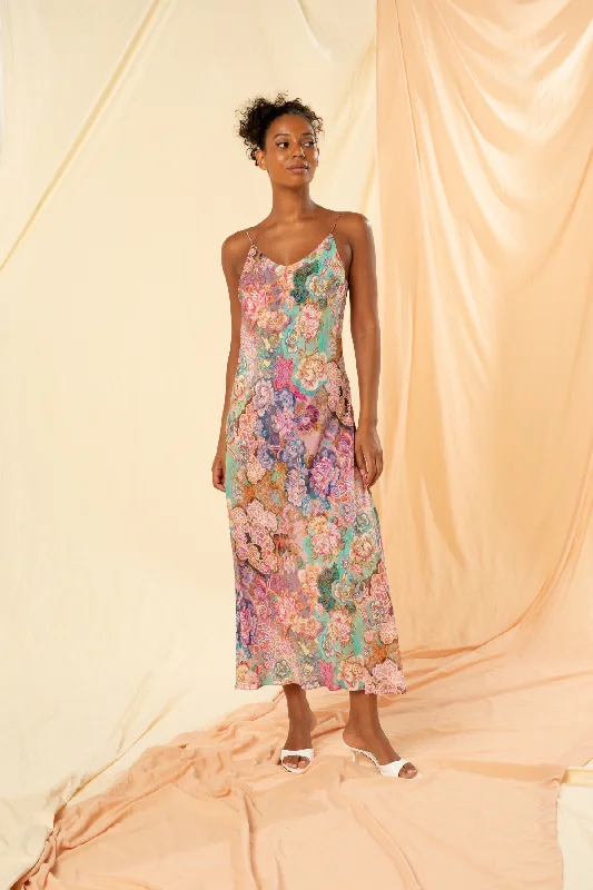 Maxi dresses with ribbed textures for a unique and tactile lookToni Slip Maxi Dress