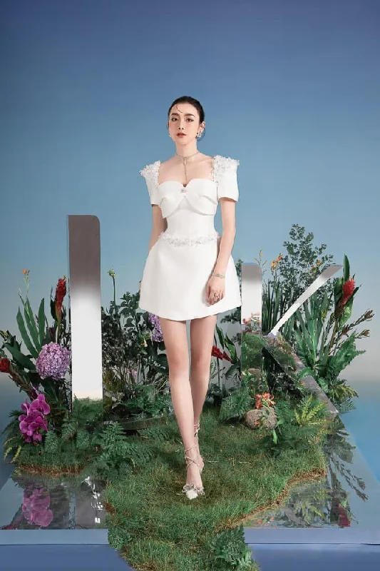 Polyester mini dresses for easy careKellen A-line Semi-Heart Neck Taffeta Mini Dress Polyester mini dresses for easy careKellen A-line Semi-Heart Neck Taffeta Mini Dress