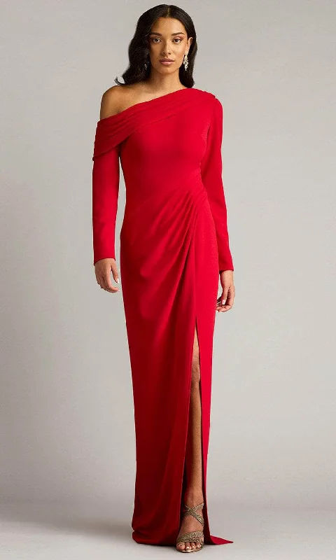 Long - sleeved wedding guest dresses in velvet for a winter weddingTadashi Shoji BOS24638L - Draped One Shoulder Evening Gown Long - sleeved wedding guest dresses in velvet for a winter weddingTadashi Shoji BOS24638L - Draped One Shoulder Evening Gown