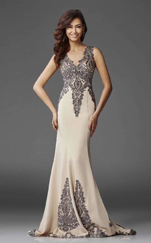 Formal dresses with pleated bodices and taffeta fabric for a traditional lookClarisse M6419 Dress Formal dresses with pleated bodices and taffeta fabric for a traditional lookClarisse M6419 Dress