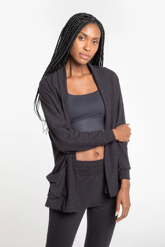 Belted women's cashmere coats in soft pastels for a luxurious feelEco Comfy Sweatshirt Belted women's cashmere coats in soft pastels for a luxurious feelEco Comfy Sweatshirt