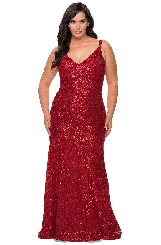 Formal dresses with tassel - adorned belts and tiered skirts for a stylish and festive formal eventLa Femme - 29006 Sequined V-neck Junior Prom Dress Formal dresses with tassel - adorned belts and tiered skirts for a stylish and festive formal eventLa Femme - 29006 Sequined V-neck Junior Prom Dress