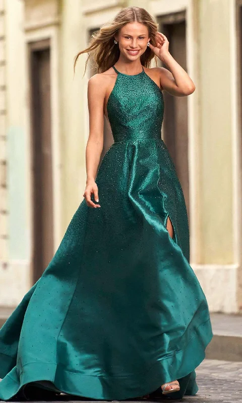 Formal dresses with cold - shoulder ruffled sleeves and floral prints for a romantic and trendy formal styleSherri Hill - 54422 Jeweled High Halter Gown Formal dresses with cold - shoulder ruffled sleeves and floral prints for a romantic and trendy formal styleSherri Hill - 54422 Jeweled High Halter Gown