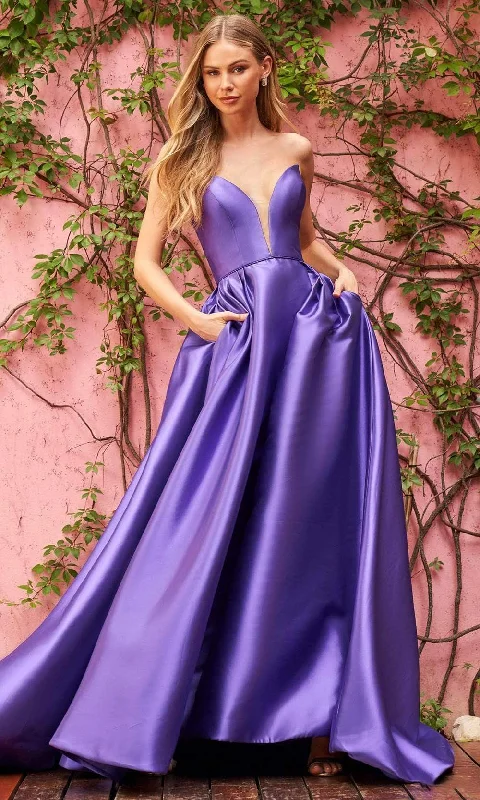 Strapless formal dresses with tulle skirts for a classic prom lookSherri Hill - 55005 Plunging High Slit Gown Strapless formal dresses with tulle skirts for a classic prom lookSherri Hill - 55005 Plunging High Slit Gown