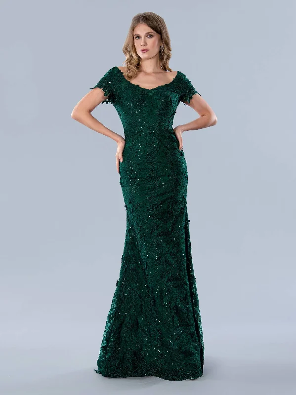 Bodycon dress with a high - low hem for a trendy look​Bodycon dress with a high - low hem for a trendy look​Stella Couture 23366 Long Mother of the Bride Beaded Formal Dress