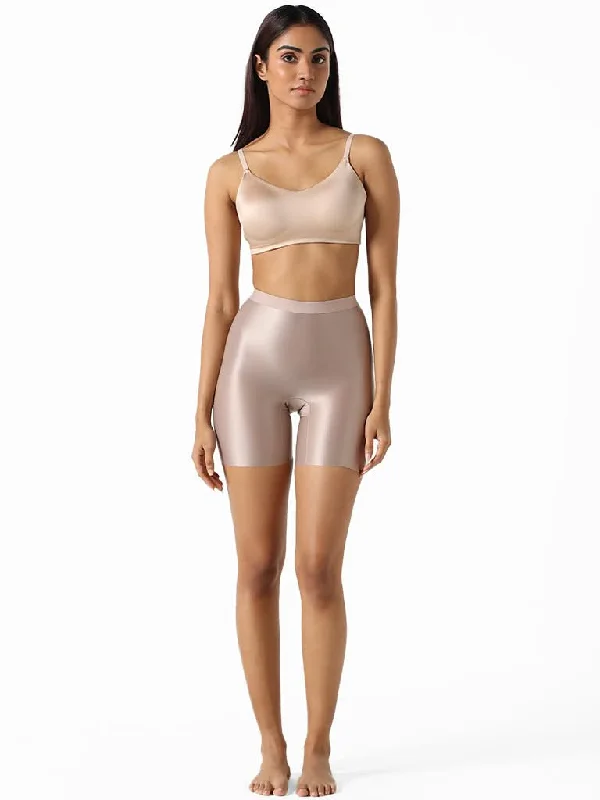 Belted Women Shorts to Enhance the WaistlineWunderlove Light Taupe Cotton Seamless Shaper Brief Belted Women Shorts to Enhance the WaistlineWunderlove Light Taupe Cotton Seamless Shaper Brief